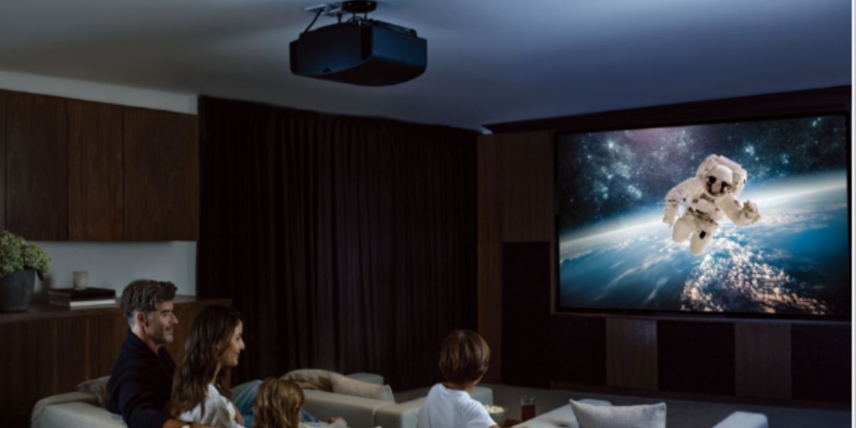 The Pros and Cons of Buying a Cheap Projector – FUDONI